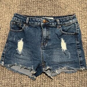 RSQ Girls Vintage High Rise Denim Shorts- Size 10. Medium Wash